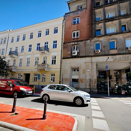 Apartamenty Wilcza - City Center Varsovia Exterior foto