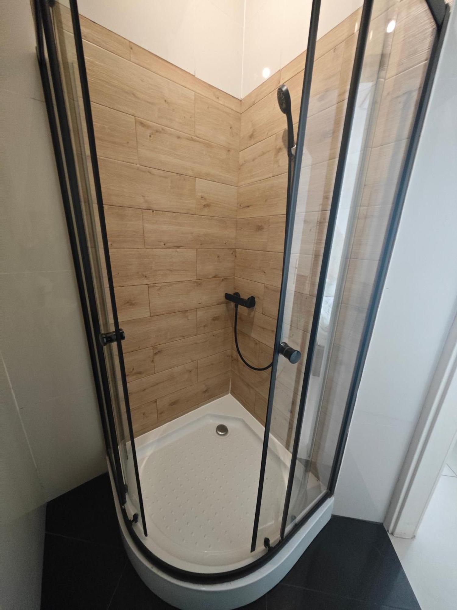 Apartamenty Wilcza - City Center Varsovia Habitación foto