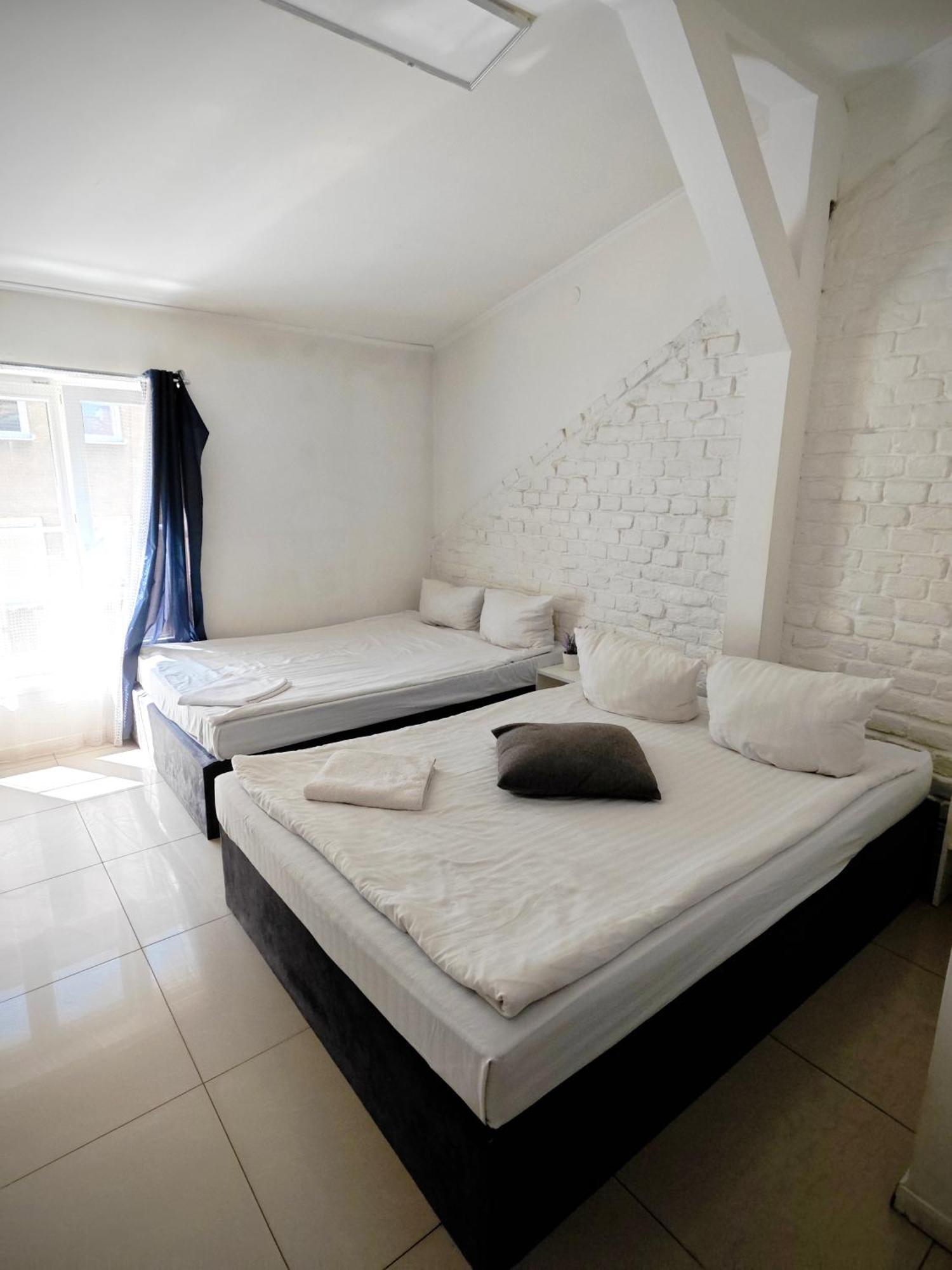 Apartamenty Wilcza - City Center Varsovia Habitación foto
